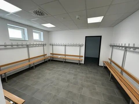 Sporthalle mit Nebenräumen, Bild 7